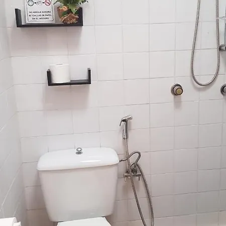 Sunrise Studio, Garden View & Wifi Free * طوستا ديل سيلونثيو